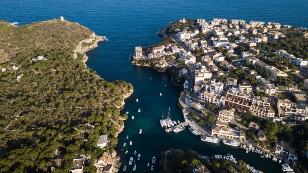 Cala Figuera, beaches in Santanyí